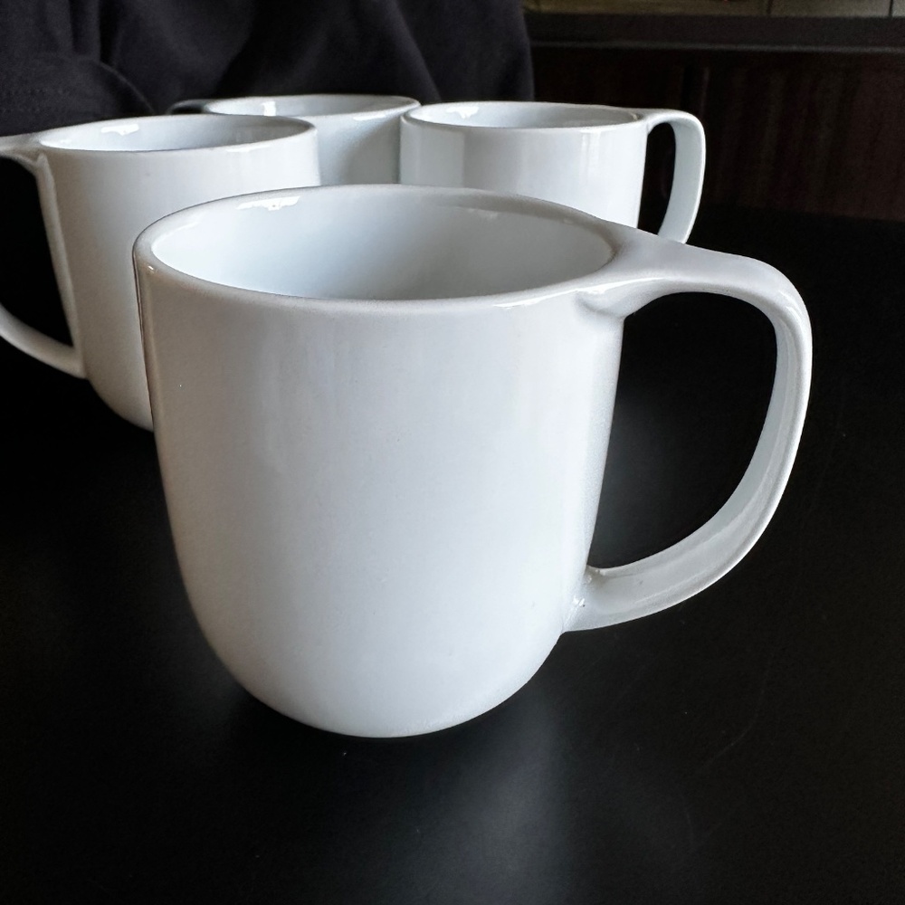 White Coffee/Tea Mugs - set of 4